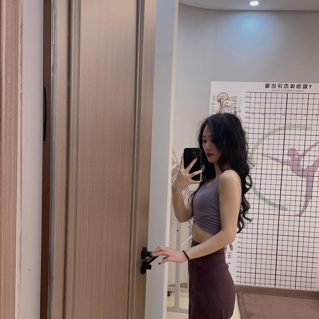 伱 给我靠边站👉🏾