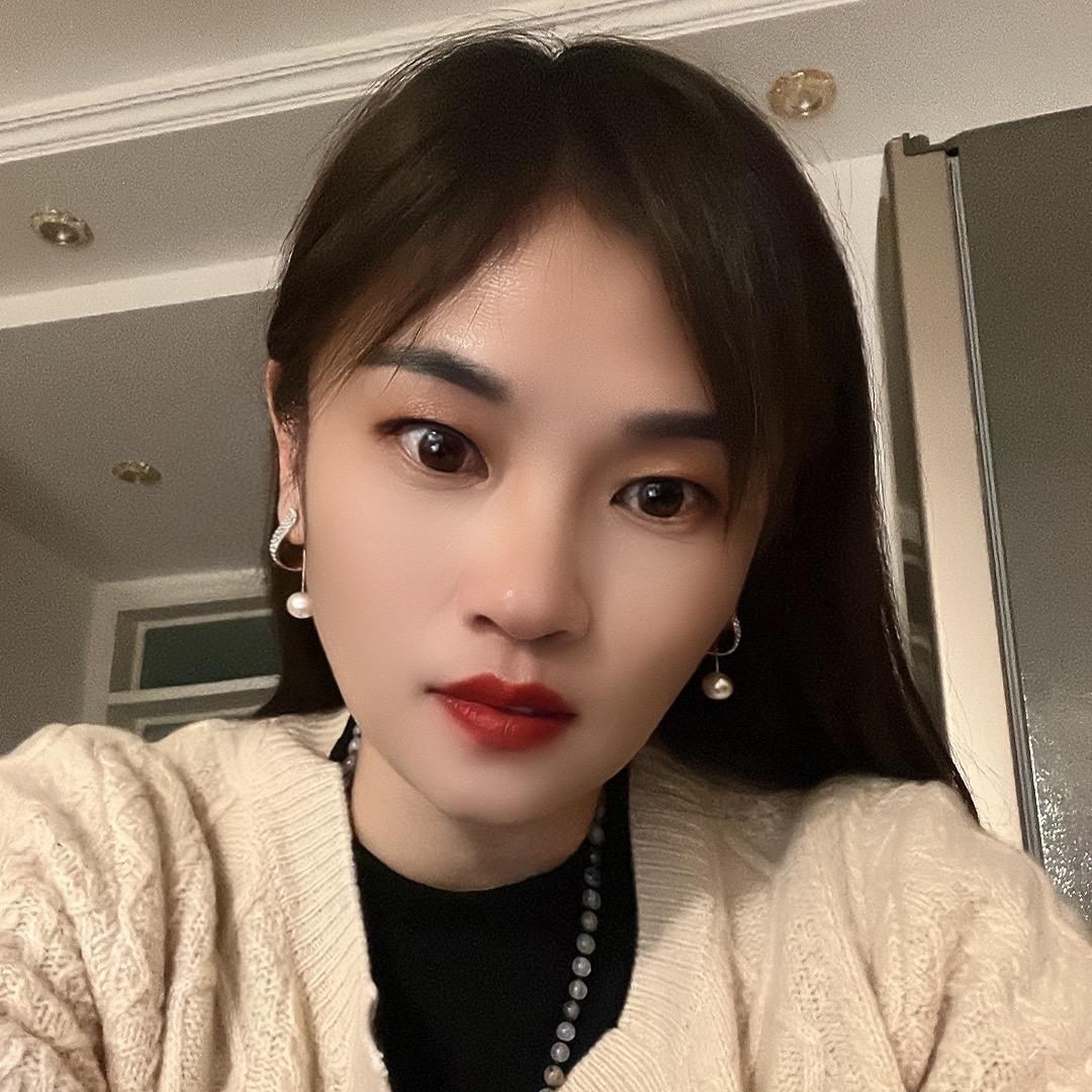 牵着老鼠🐭得猫🐱