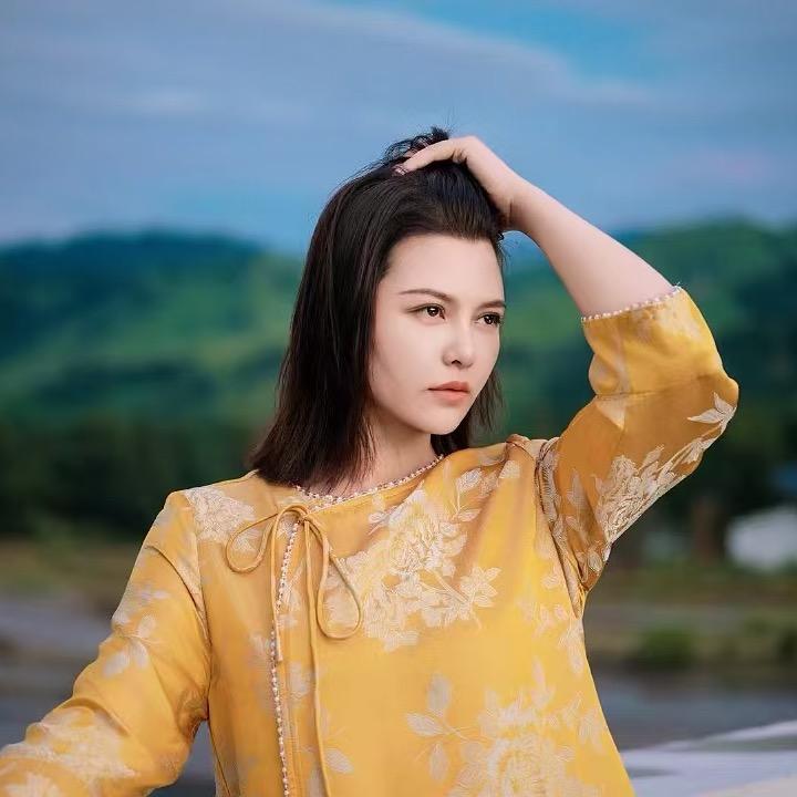 艾丽的幸福日常