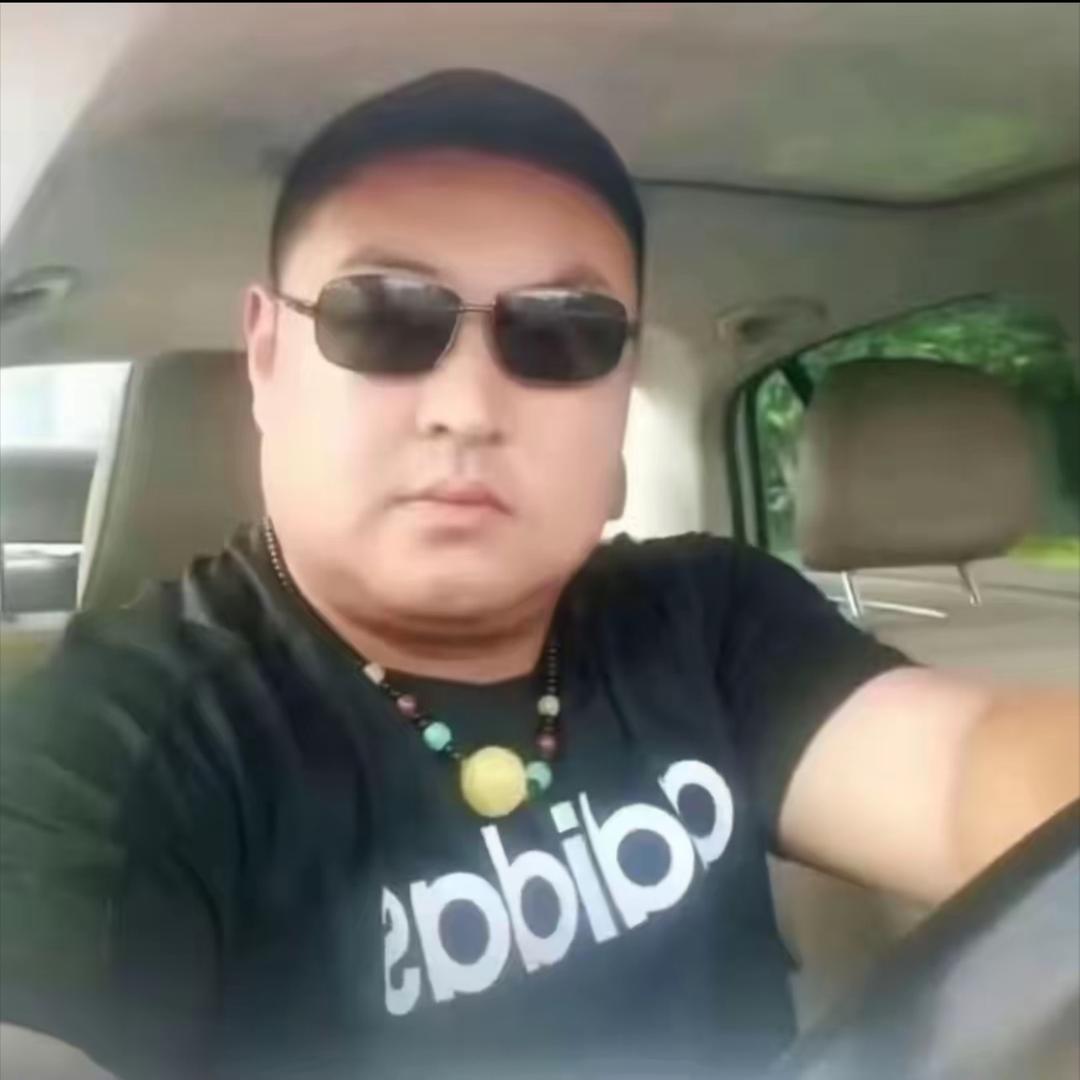 ￴￴ ￴￴ ￴￴￴ ￴￴  .孤独的狼