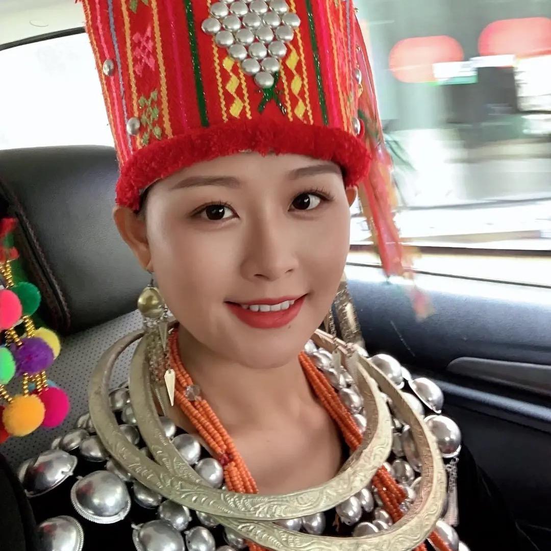Kachin girl
