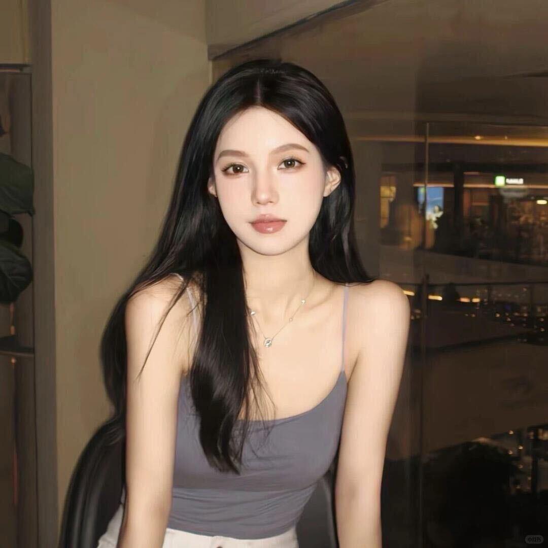 小美今天穿什么