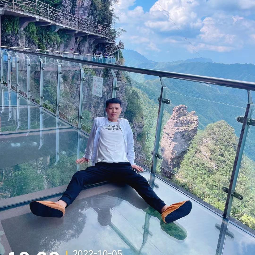 湛江小波二手车