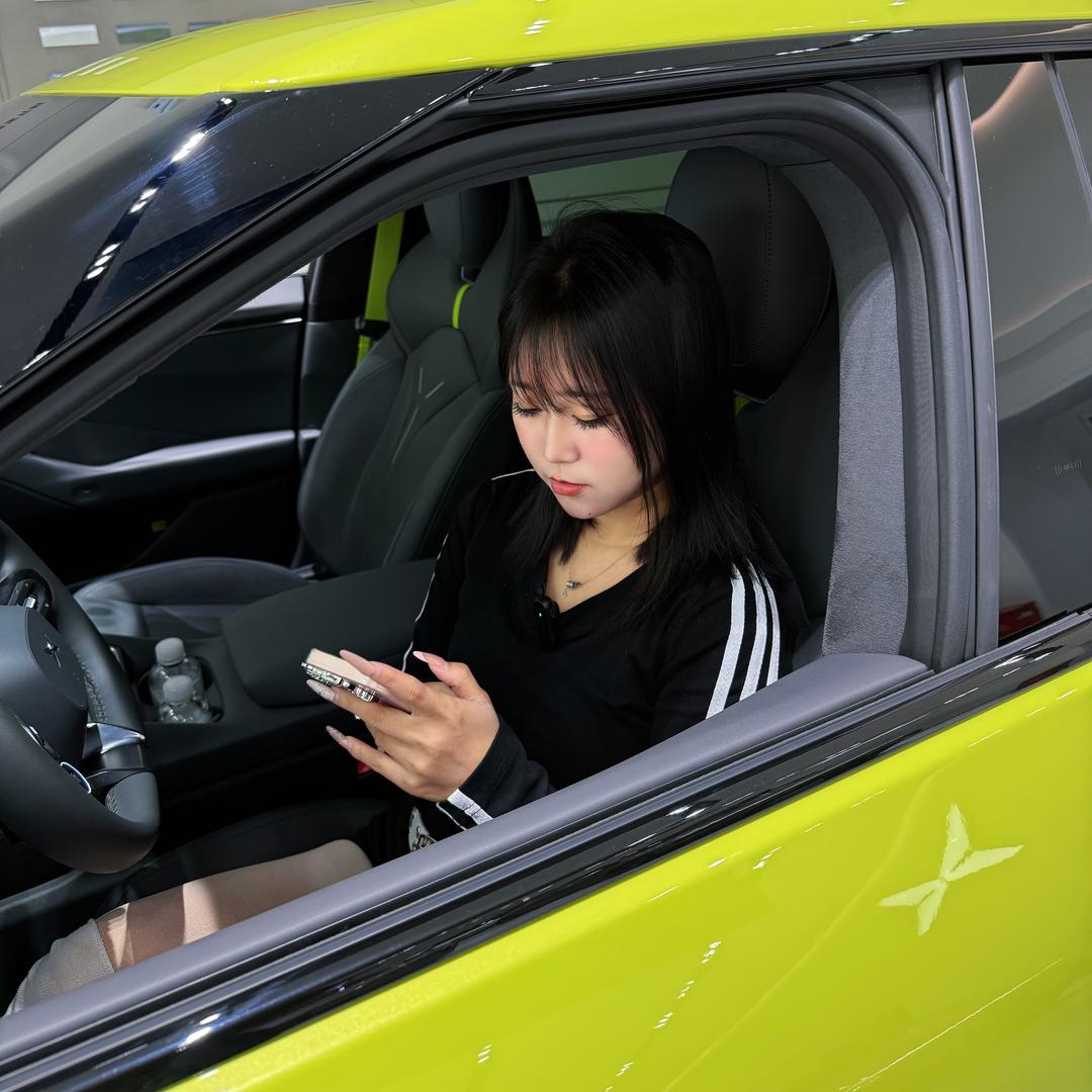 沈阳小鹏小露思