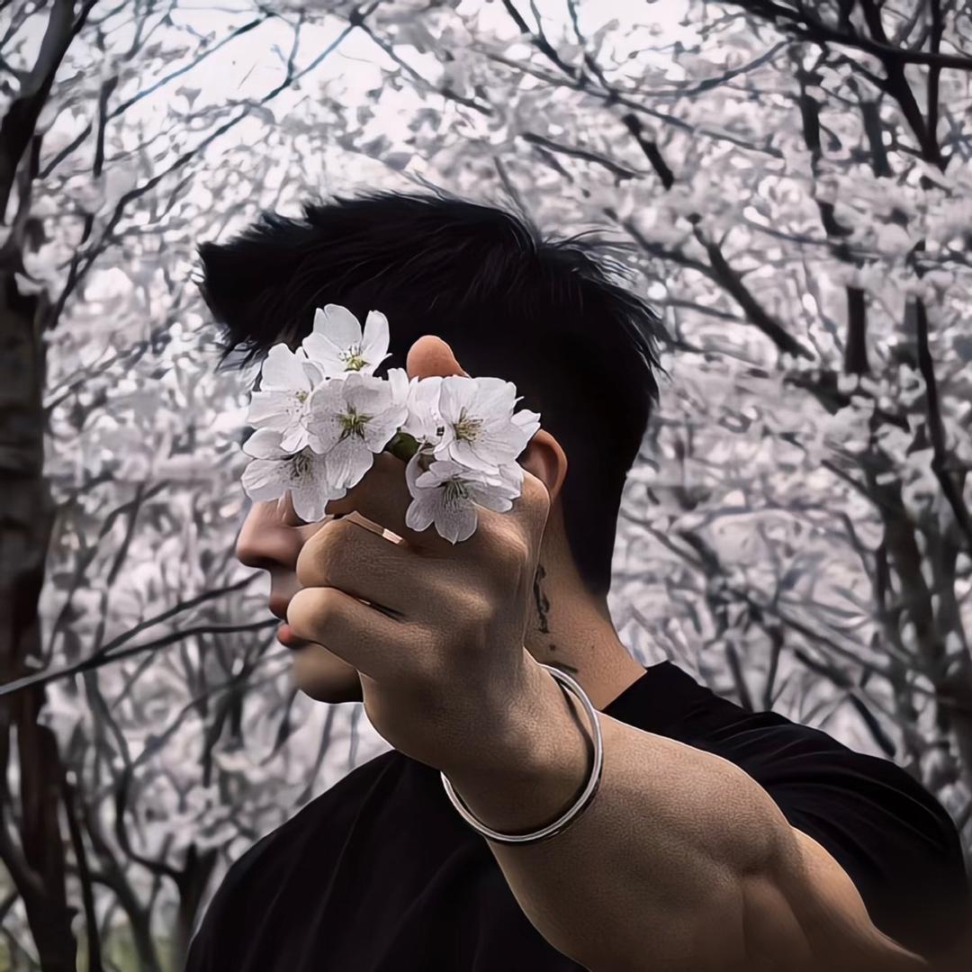 阿龍