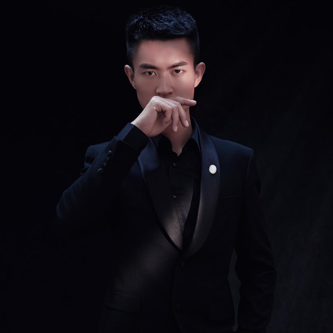 ╰李哥哥╮