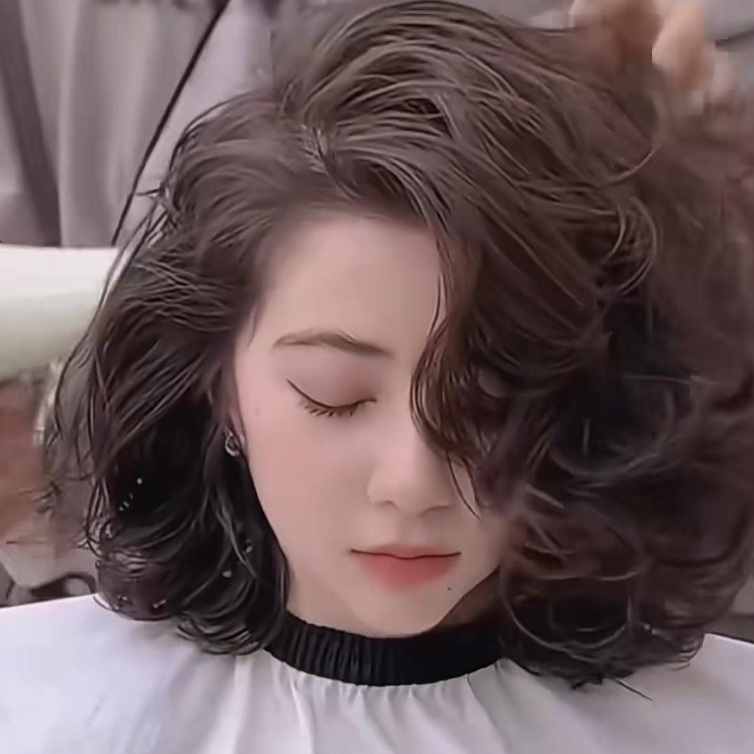 名姿美