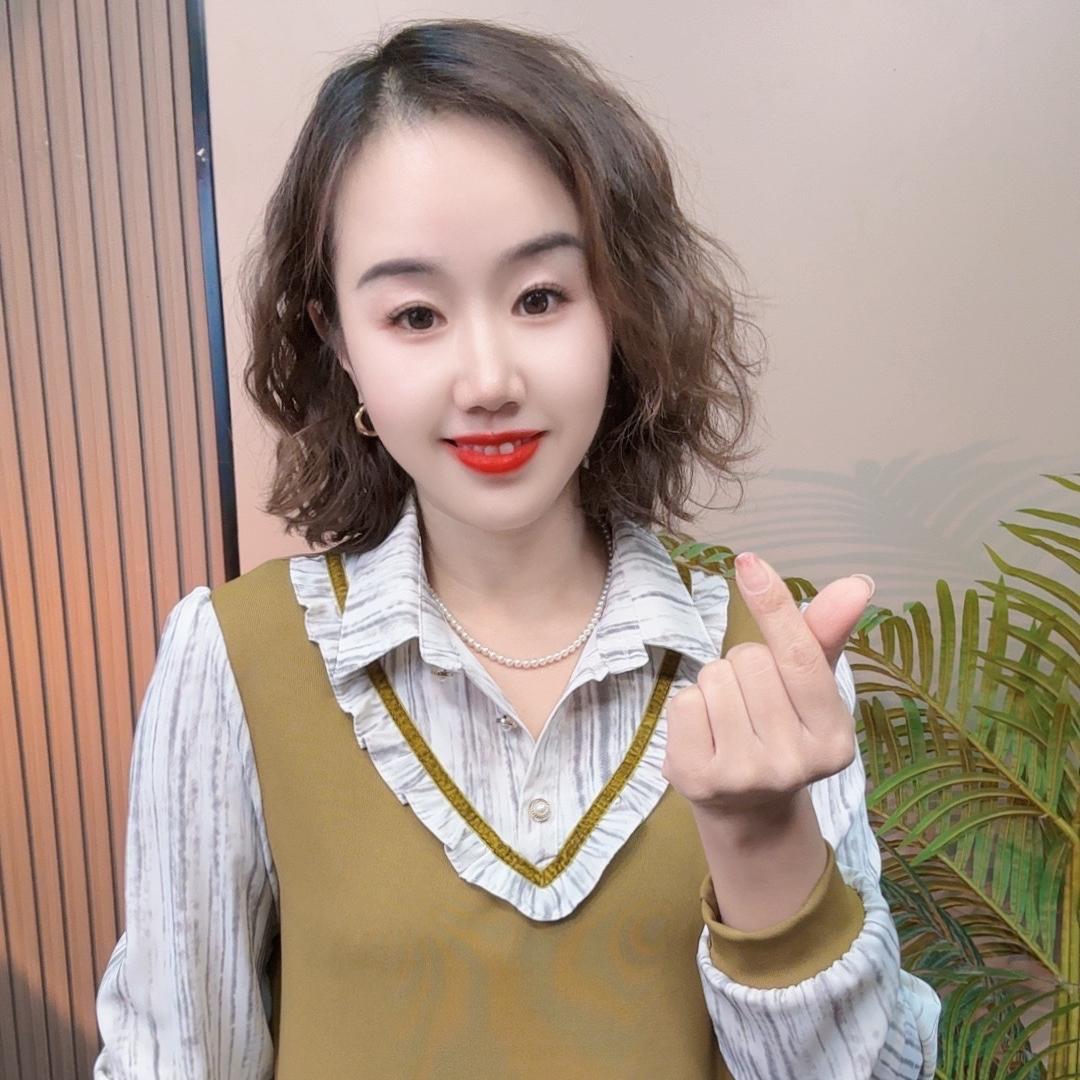 靓点服饰工厂店
