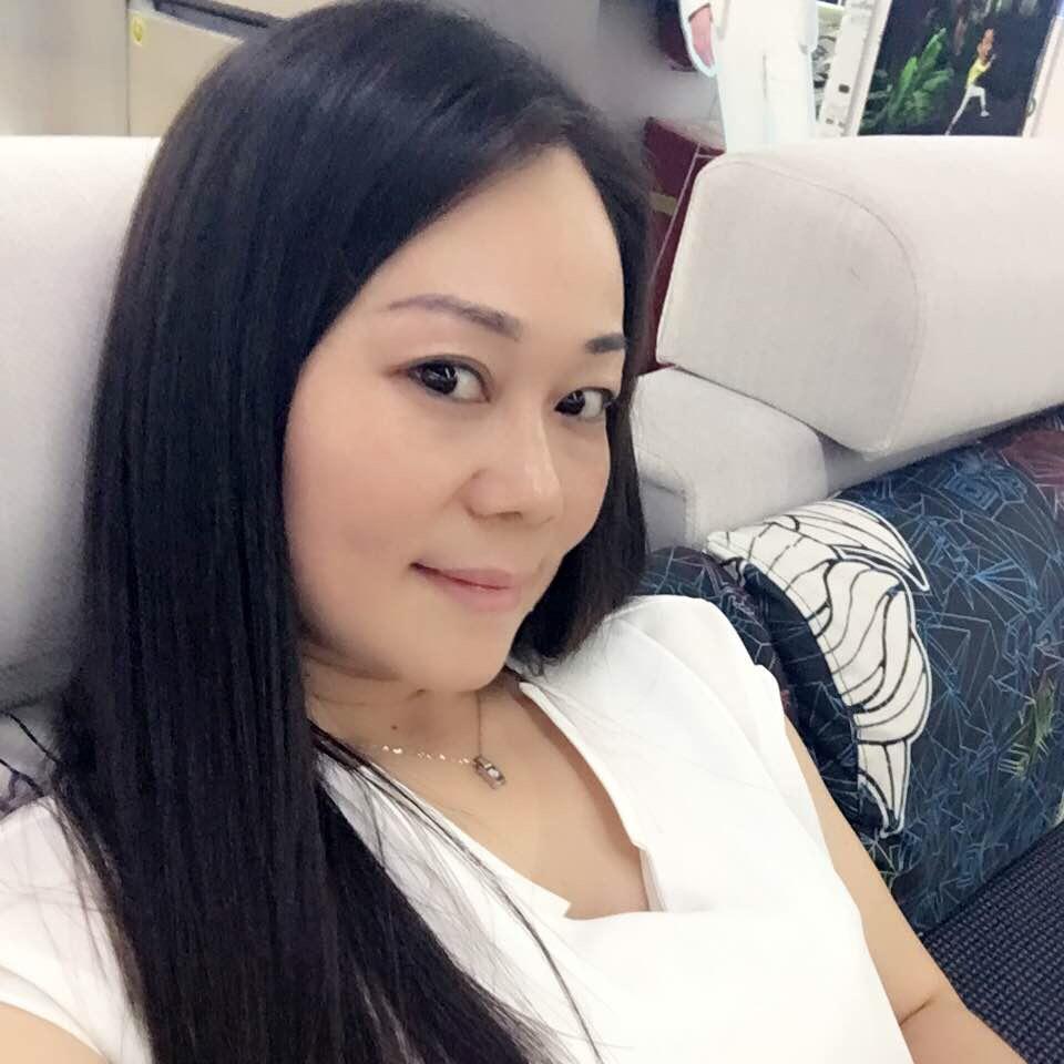 英子