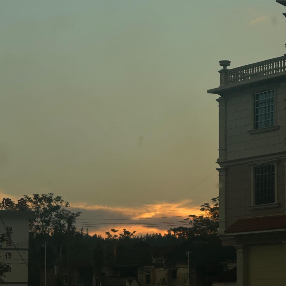 太为难我了-