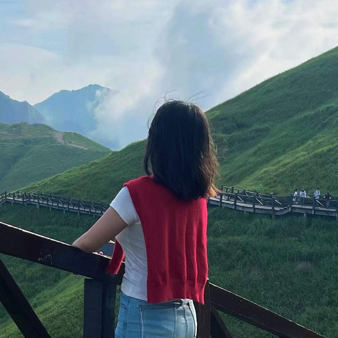 饭小姐静静
