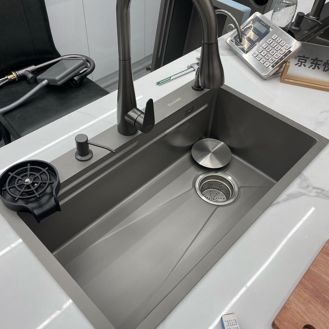 康提千图厨卫建材专卖店直播间