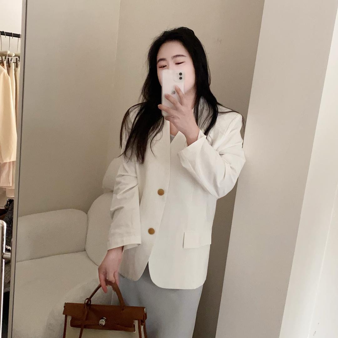 欧尼韩代女装工作室