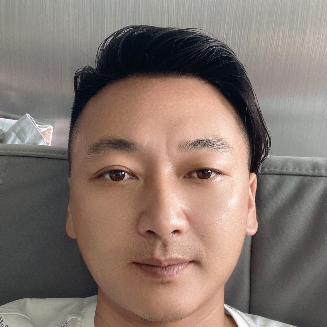 彩塘宏达驾校何教练