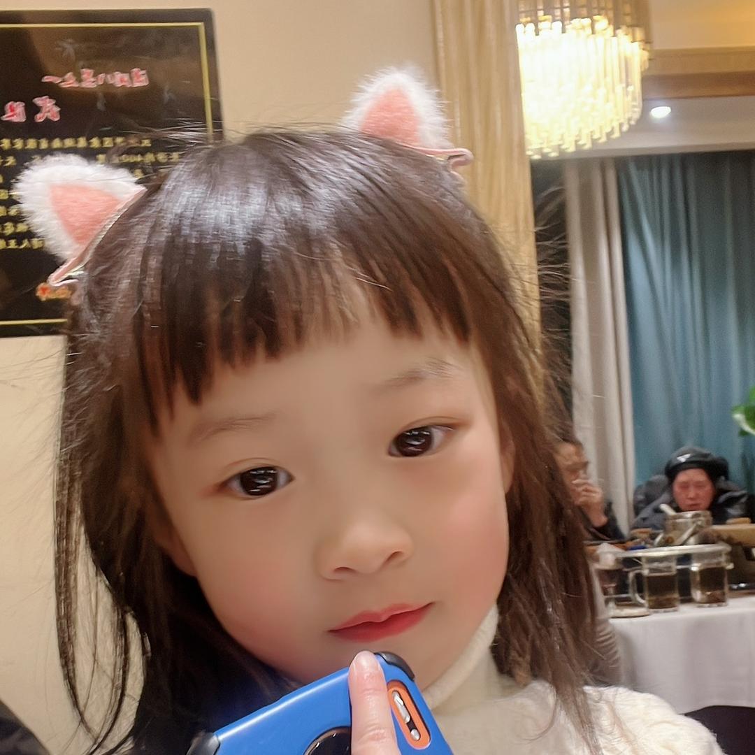 钟家的小姑娘头像