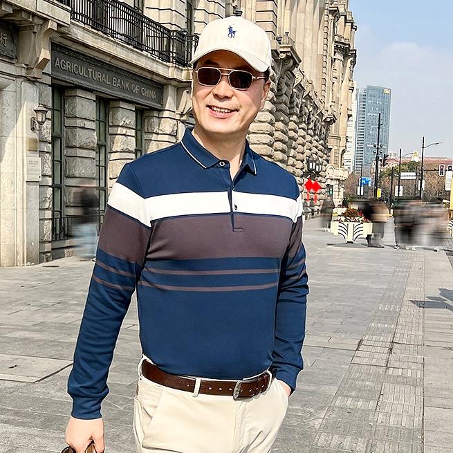 承霸贸易服饰专卖店