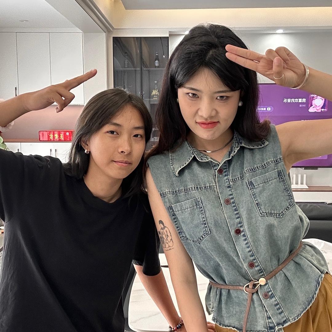 海尔姐妹👭