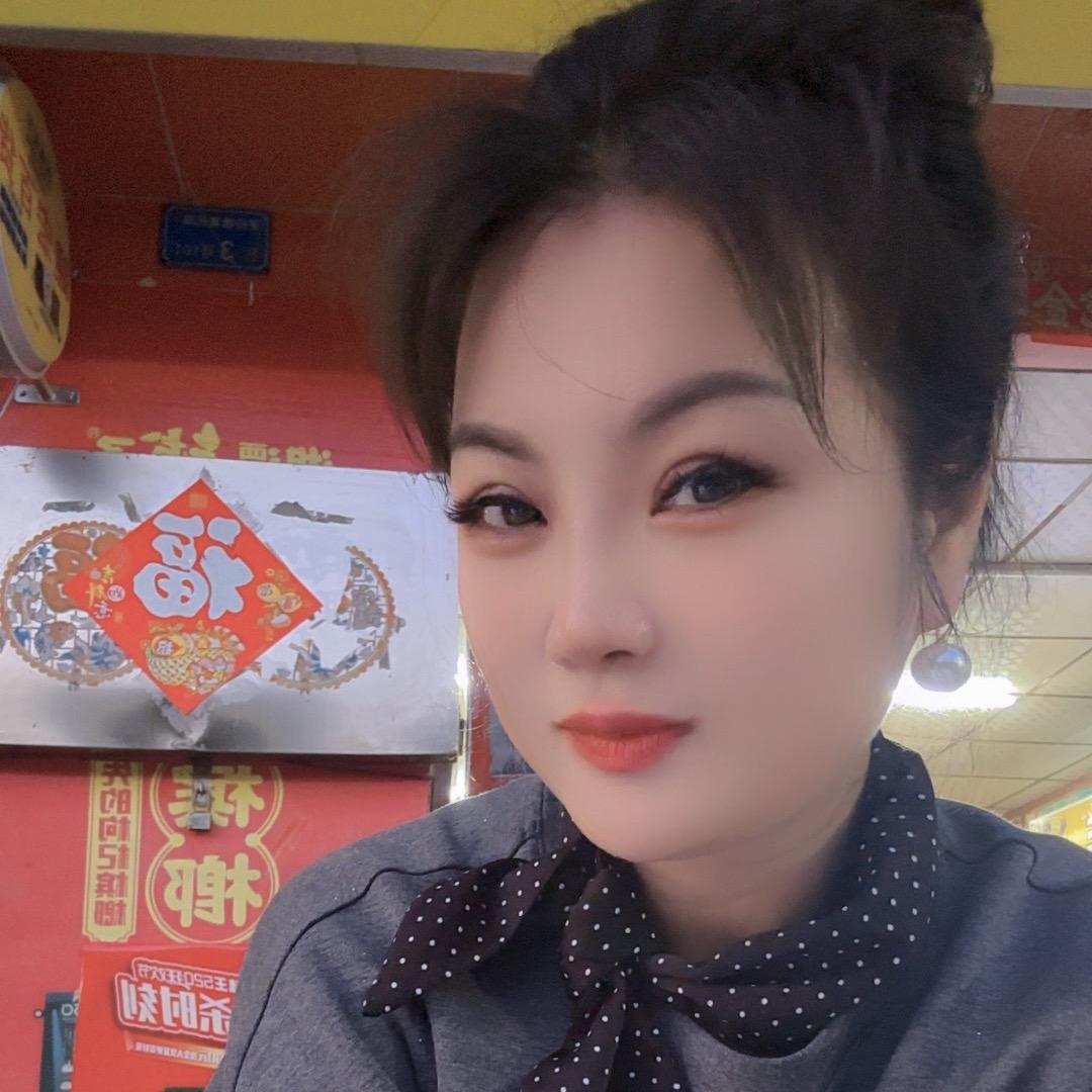 蓝天白云🌻