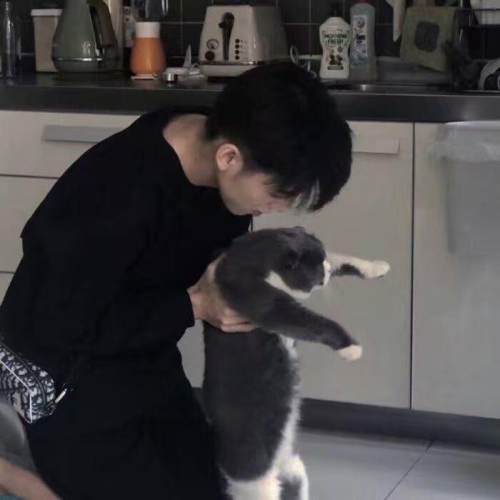 浩👮🏻‍♀️