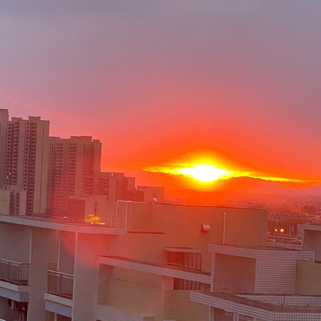 家里有那个条件