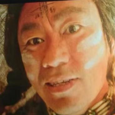 依文