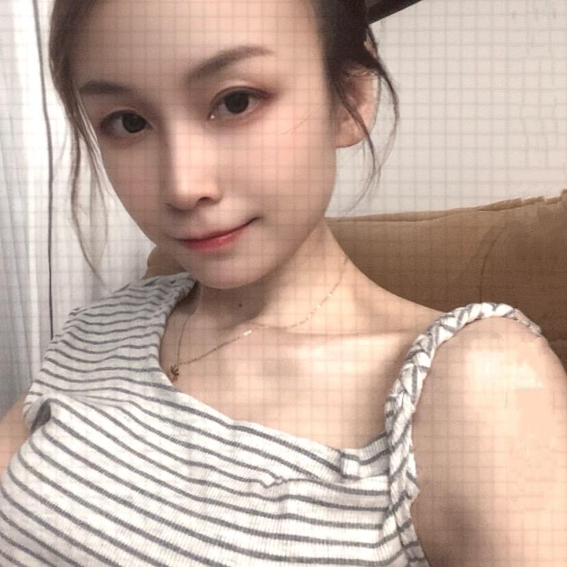 女的