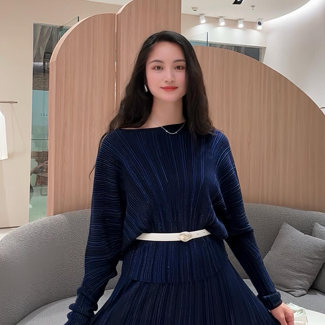 重庆万象城ELLASSAY梅子