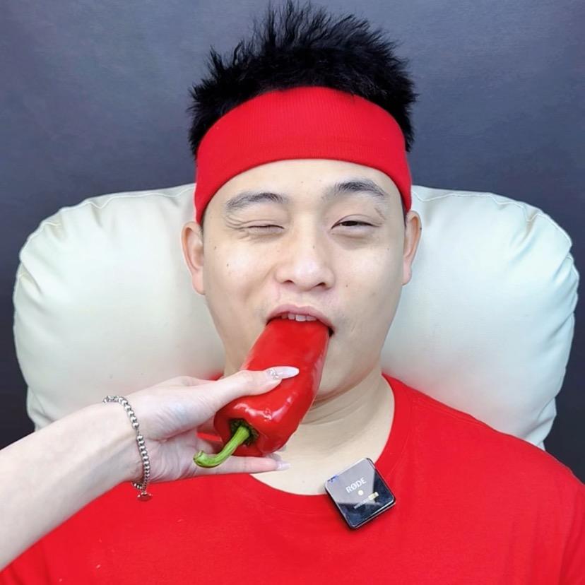 小七吃不饱@抖音