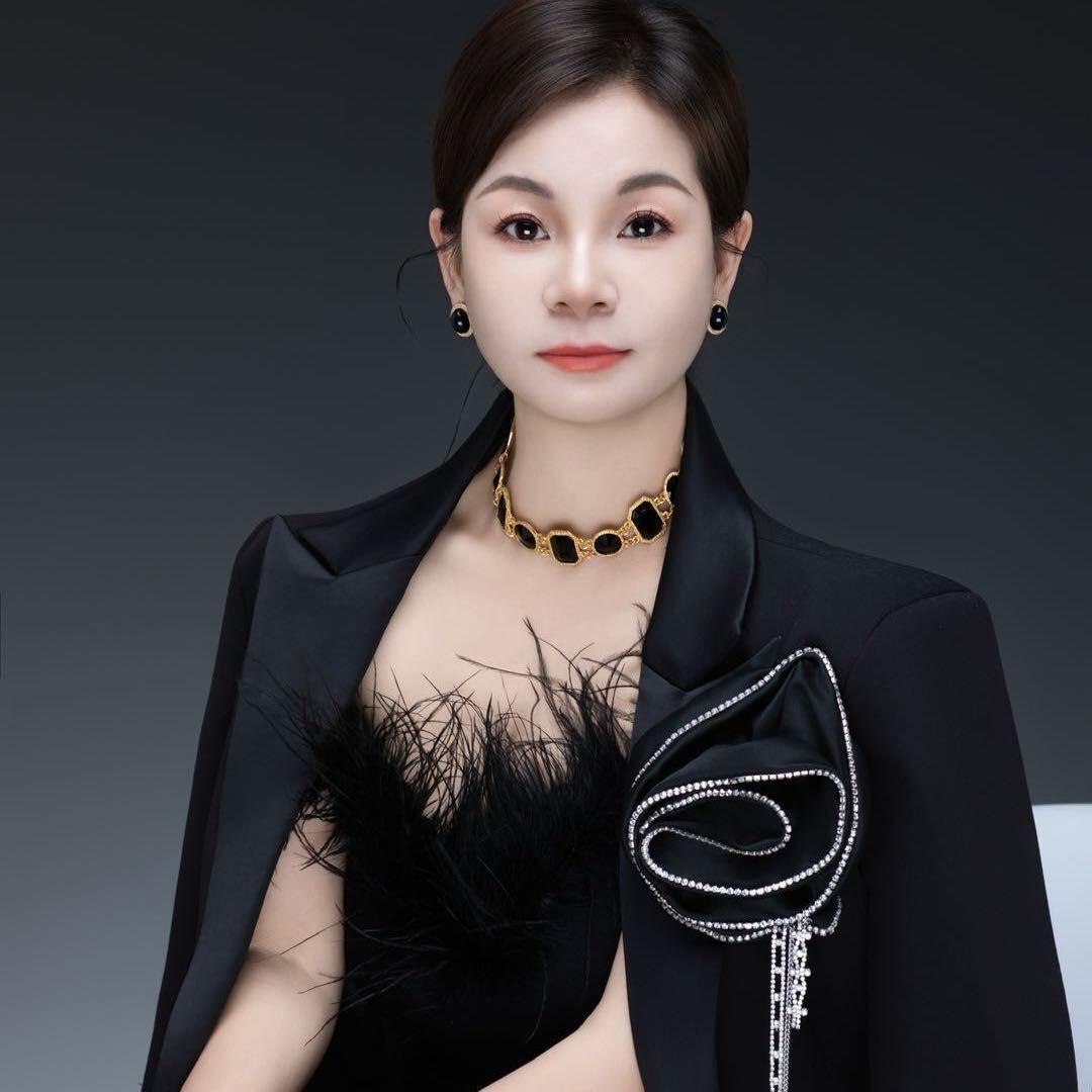 阿玲美发（专业调理各种肌肤问题）