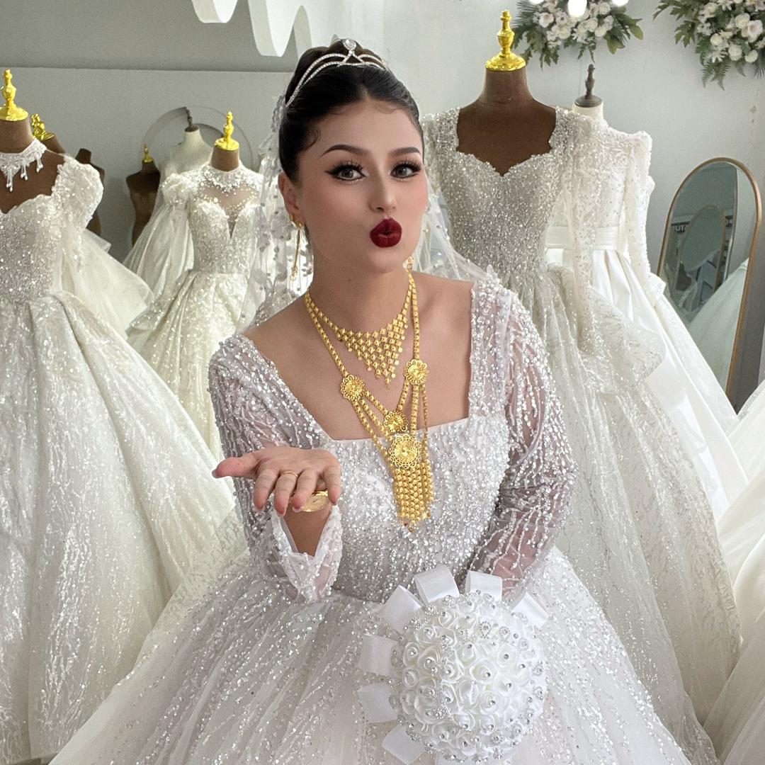 凯丽【哺乳期】