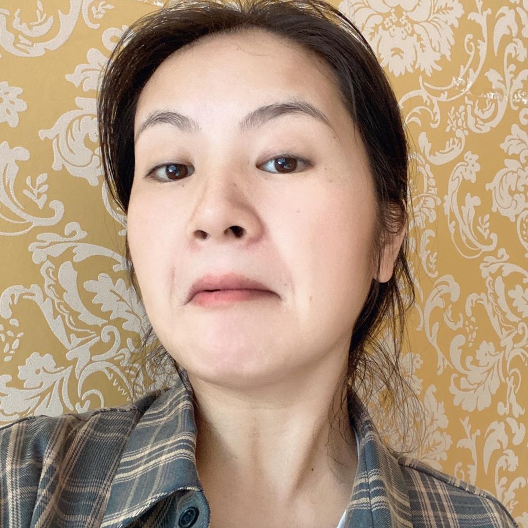 隔壁万万姐(小月龄)