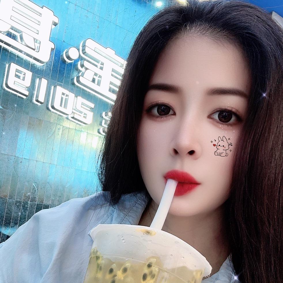 诗诗♬