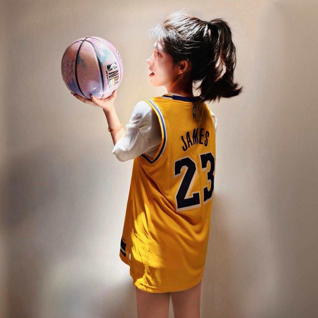 小迷湖一只💜💛