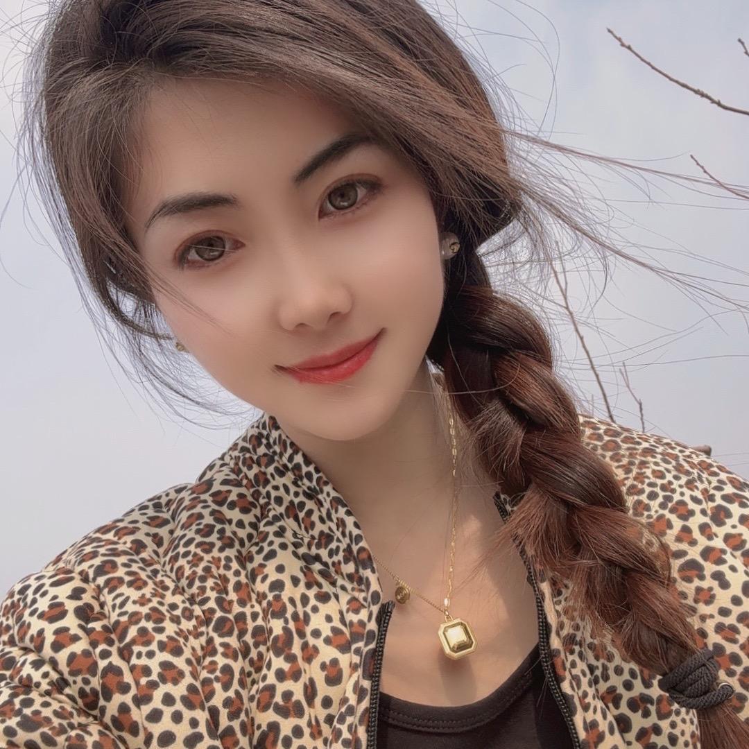 香香💫💫