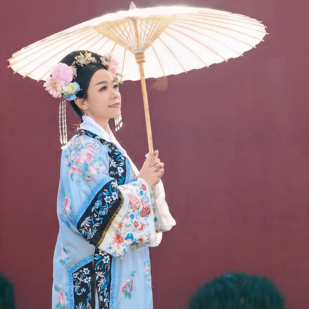 九 三