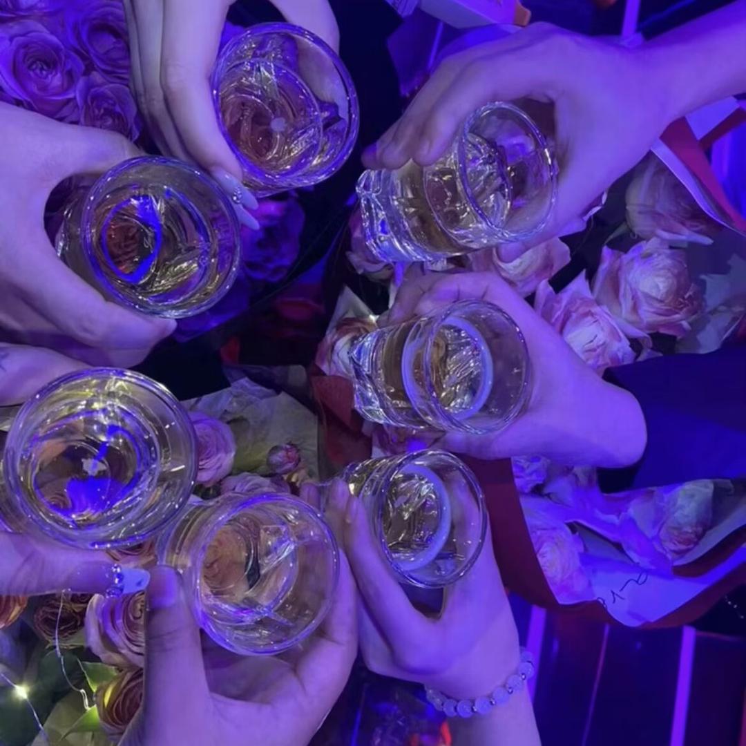 人间理想十一月。