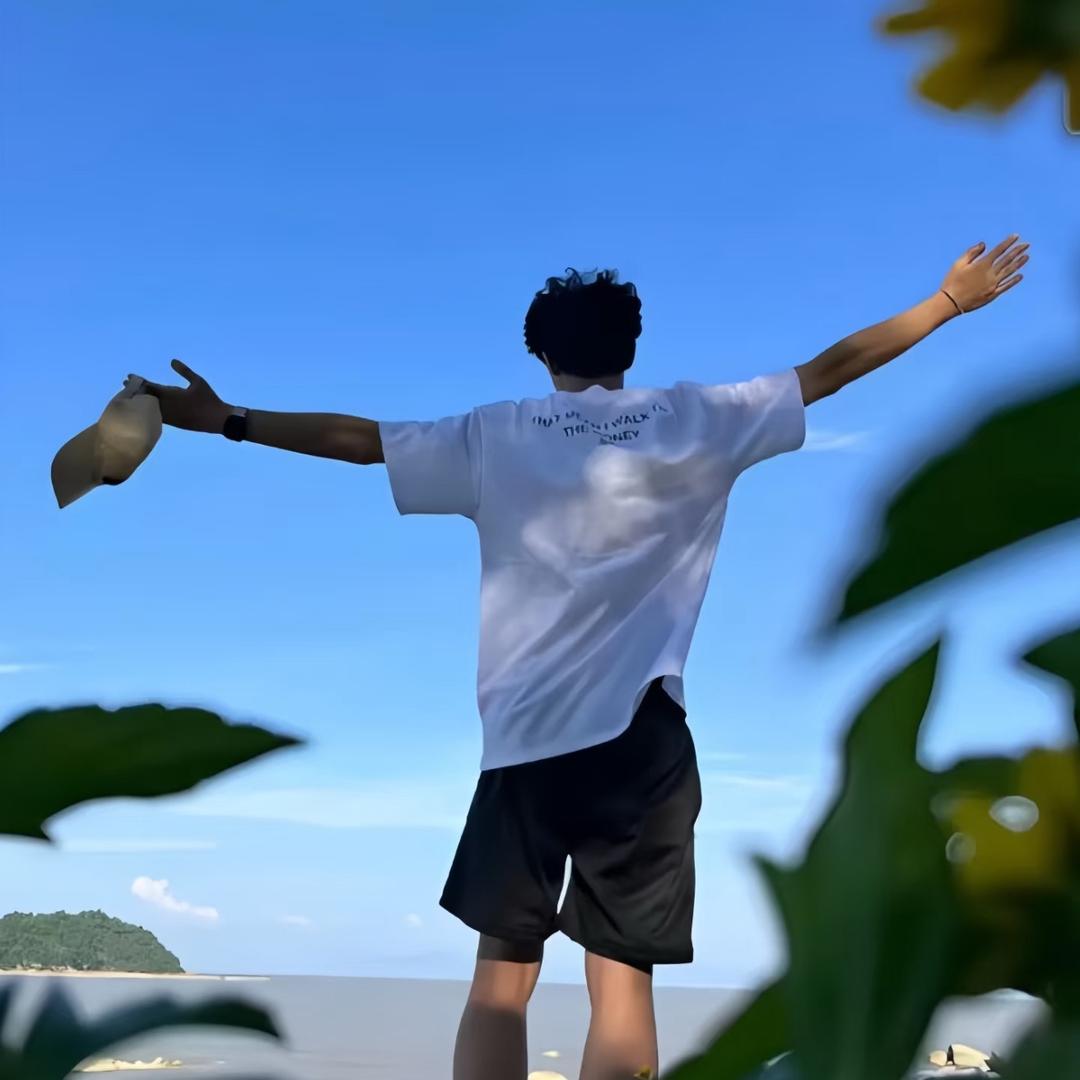 奶龙🐣