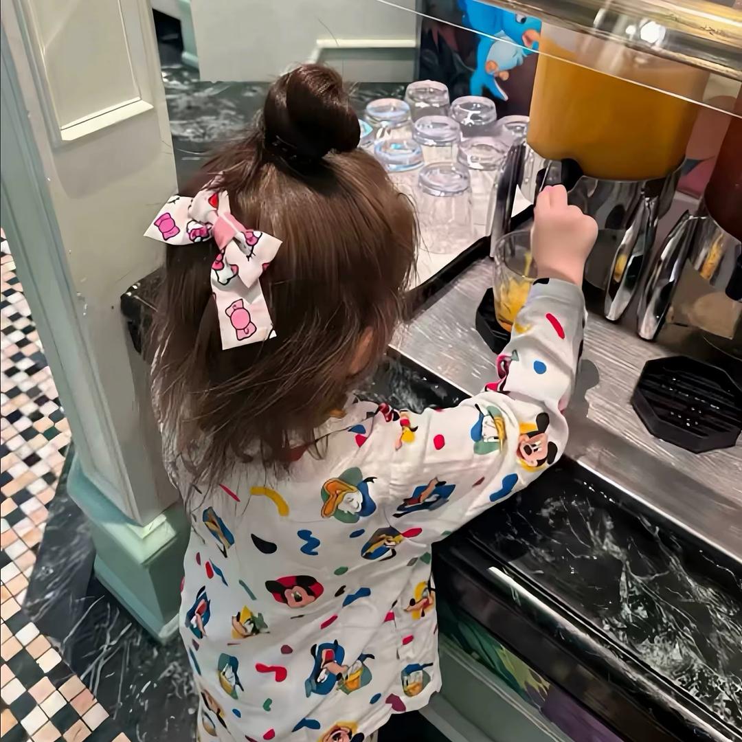 那个爱笑的女孩