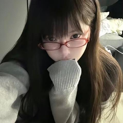 杏仁眼