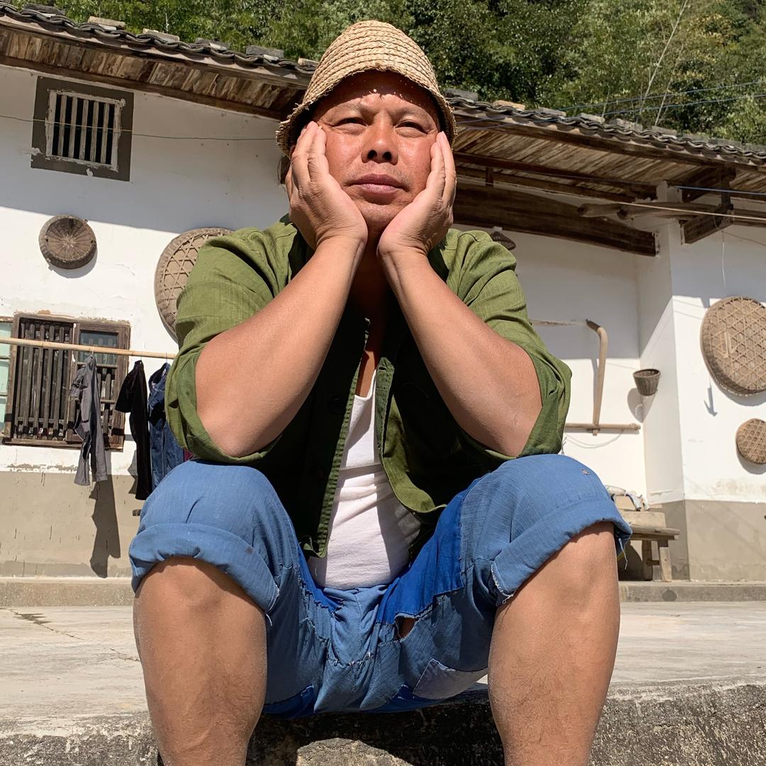 乡巴佬蛮古