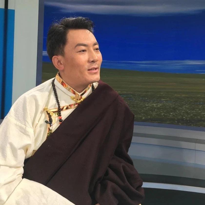 江达班久