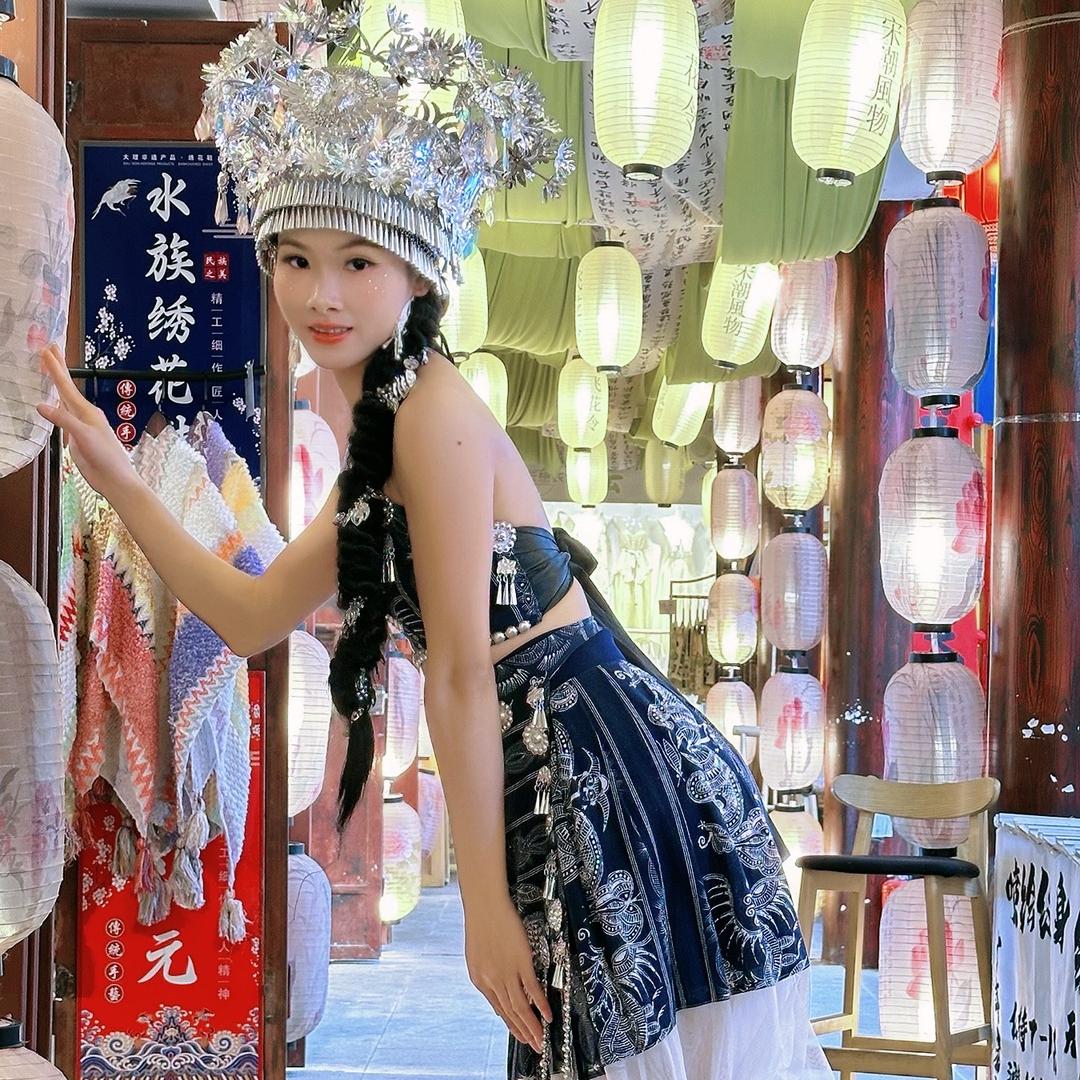 郑有福珠宝