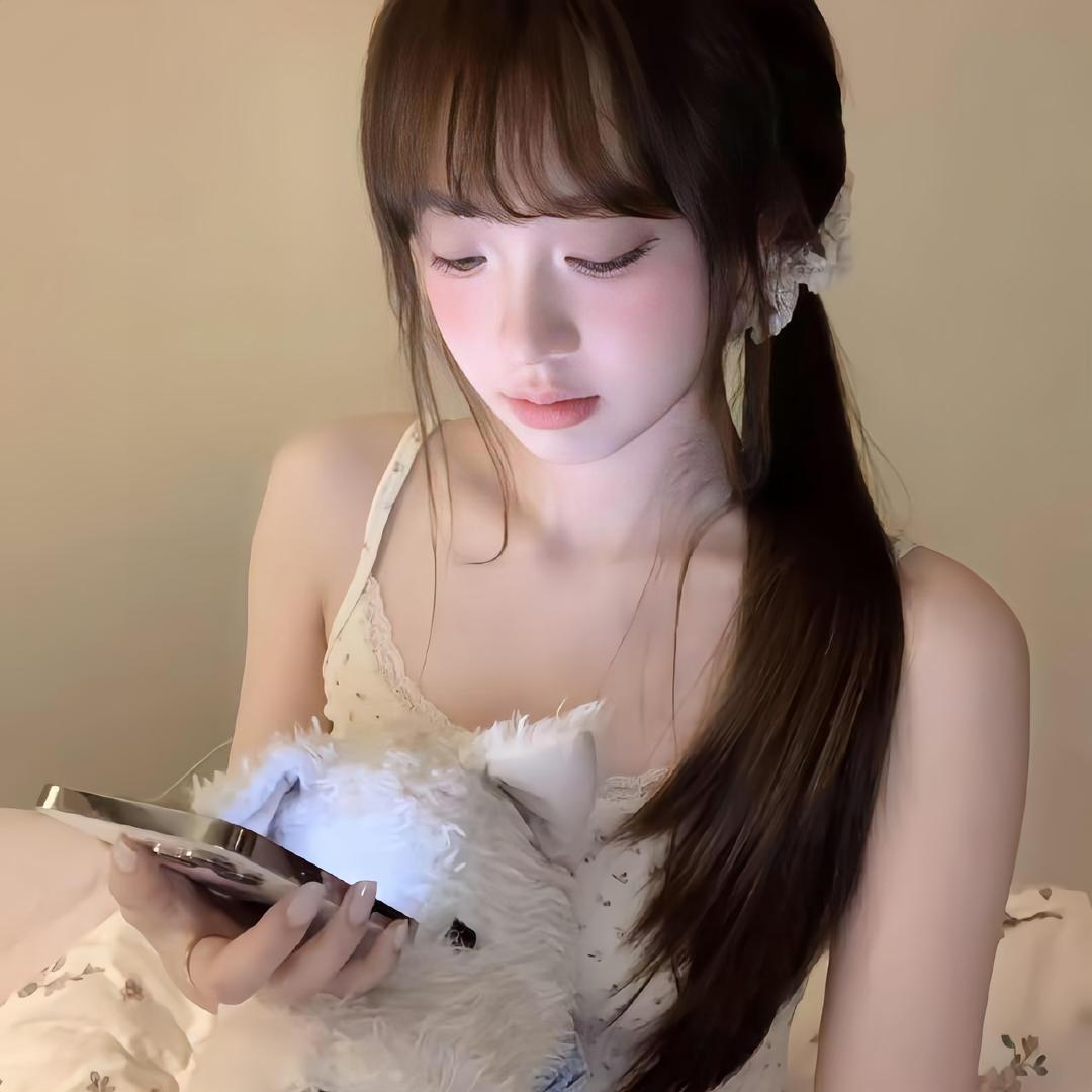 小婉吃饱饱