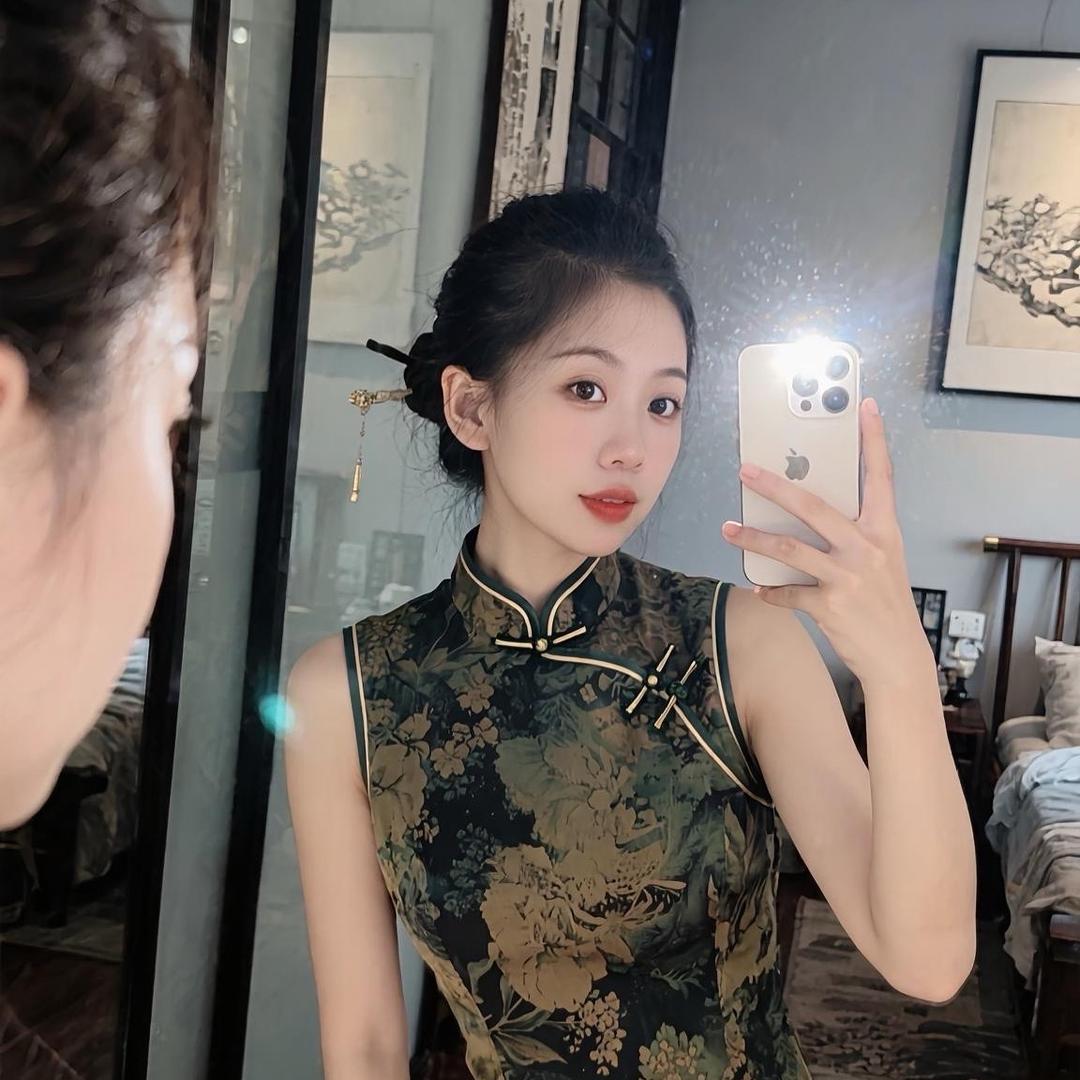小杨很渣精.