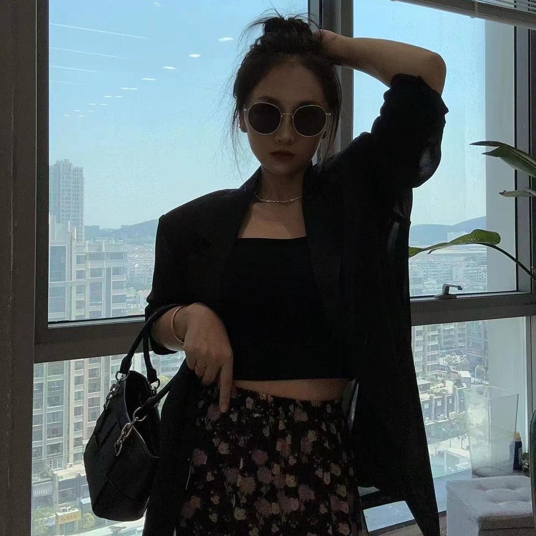 姗姗精选女装库存