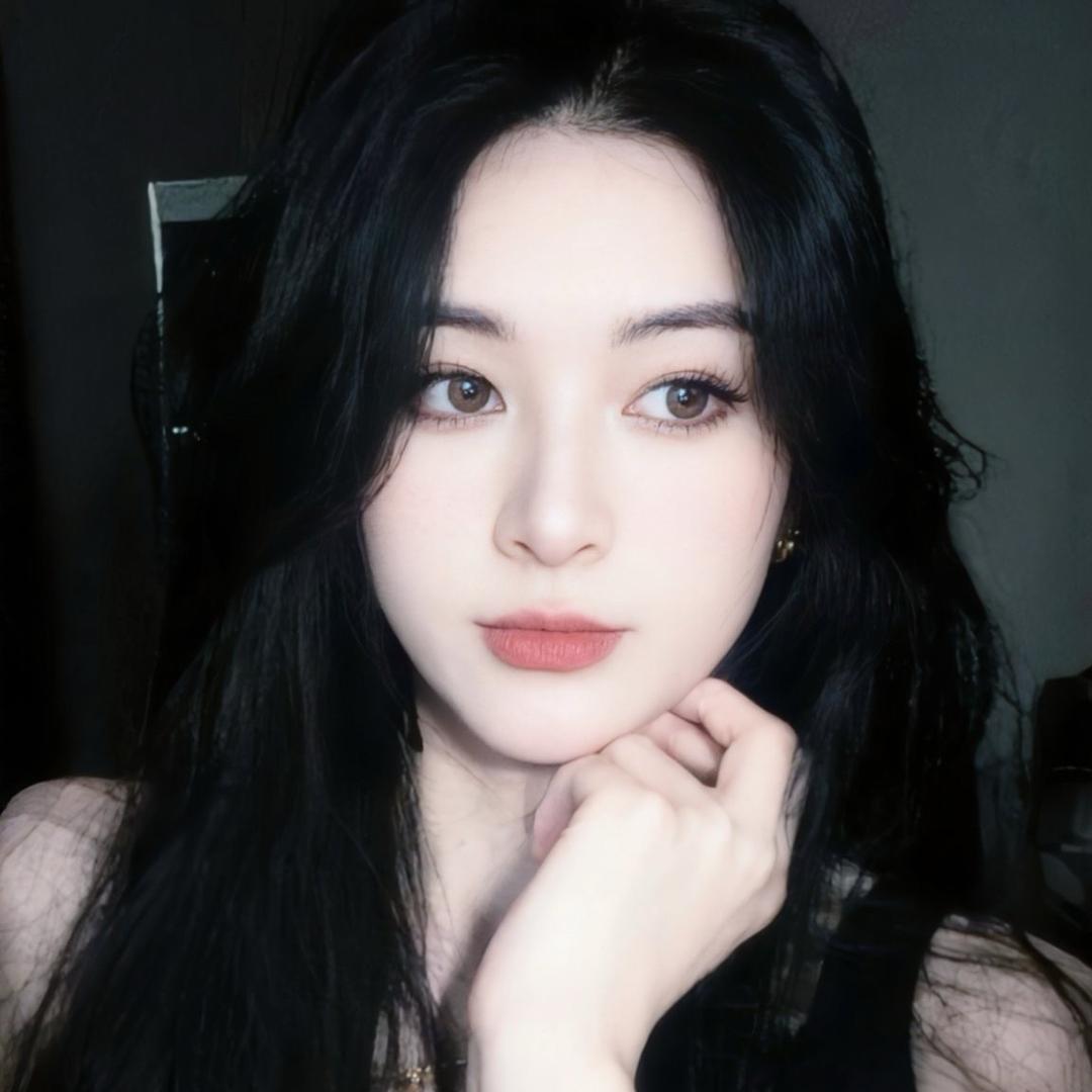 Rofi 服装设计师