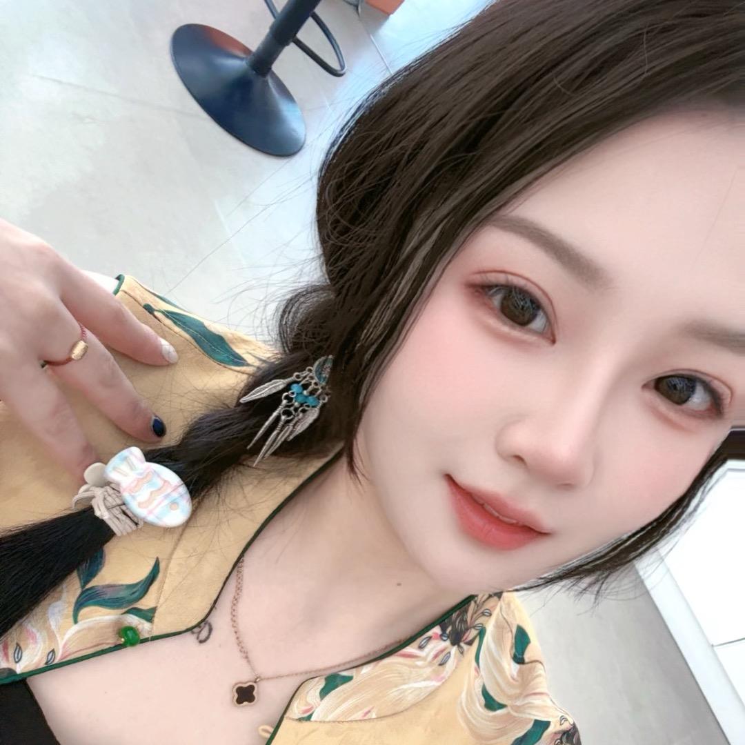 ╰︶墨兮 😘