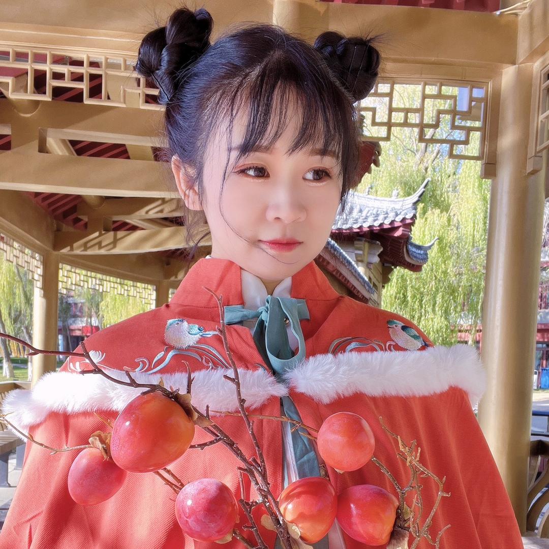 李亮亮的小跟班