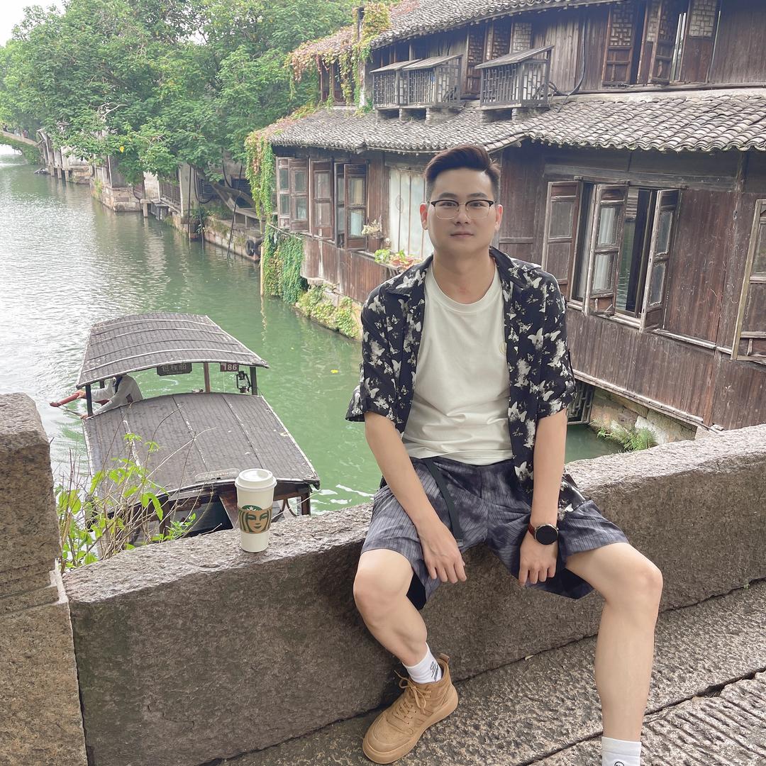 🎩长腿欧巴