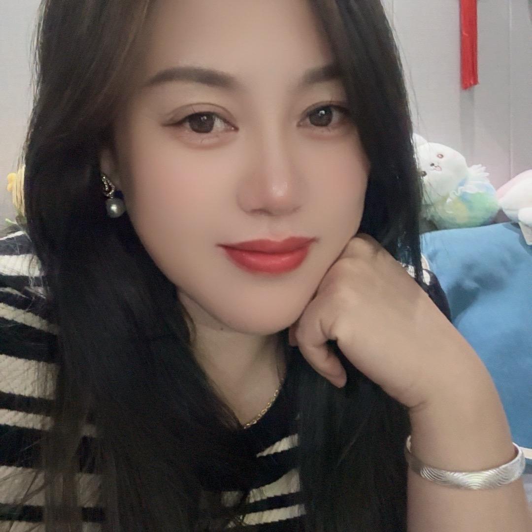 周周婷婷💃